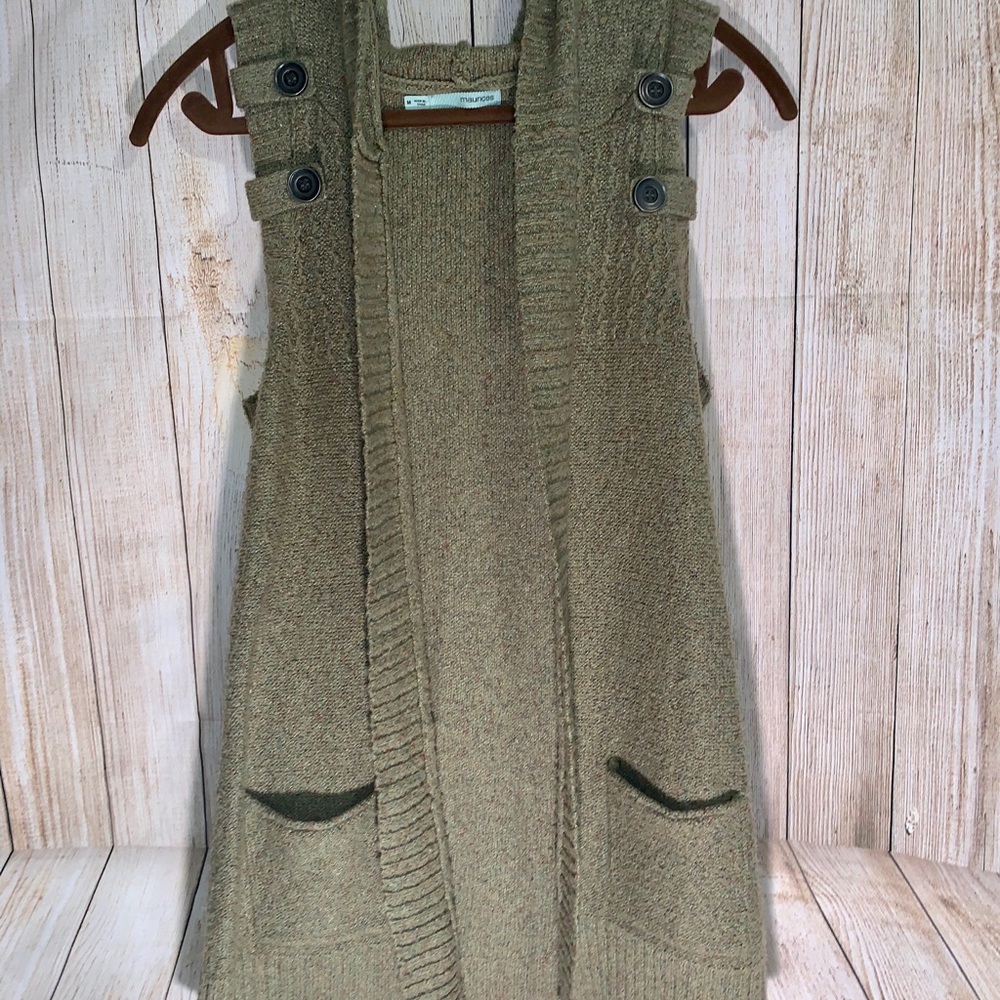 Hooded Maurices Sleeveless Cardigan